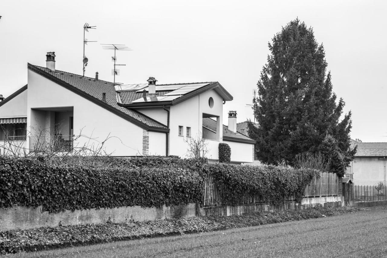 Casa Rosa Apartment Luisago Exterior photo